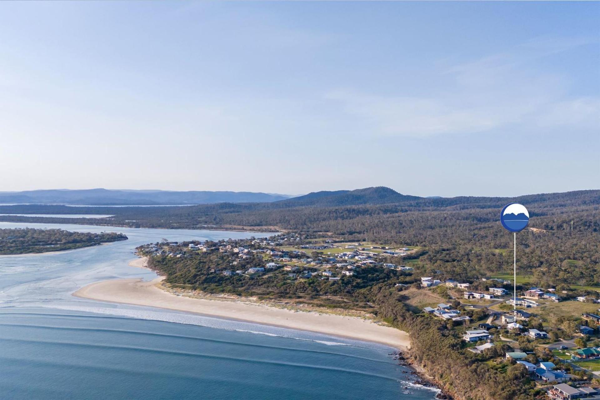Waterline Holiday Home Coles Bay Exterior photo